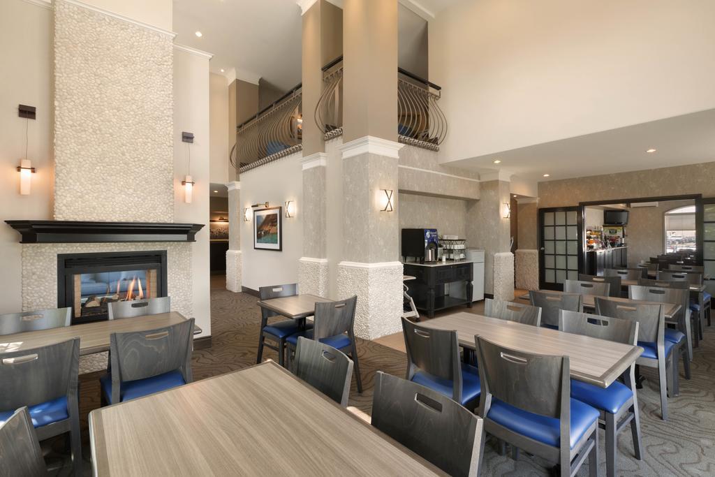 Days Inn & Suites By Wyndham Brandon Luaran gambar