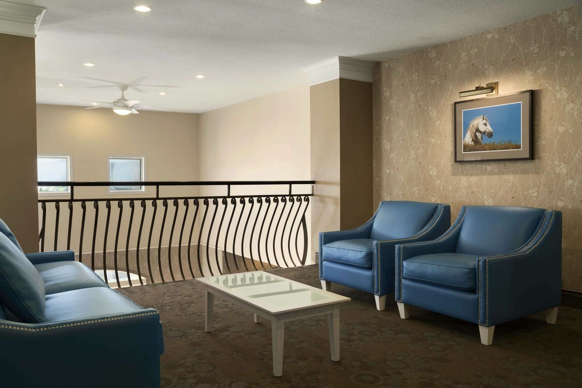 Days Inn & Suites By Wyndham Brandon Luaran gambar